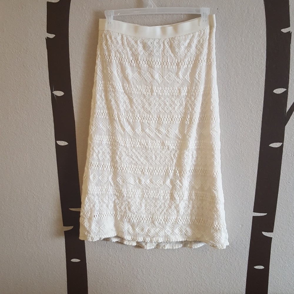 Idol Mind Cream Lace Maxi Skirt